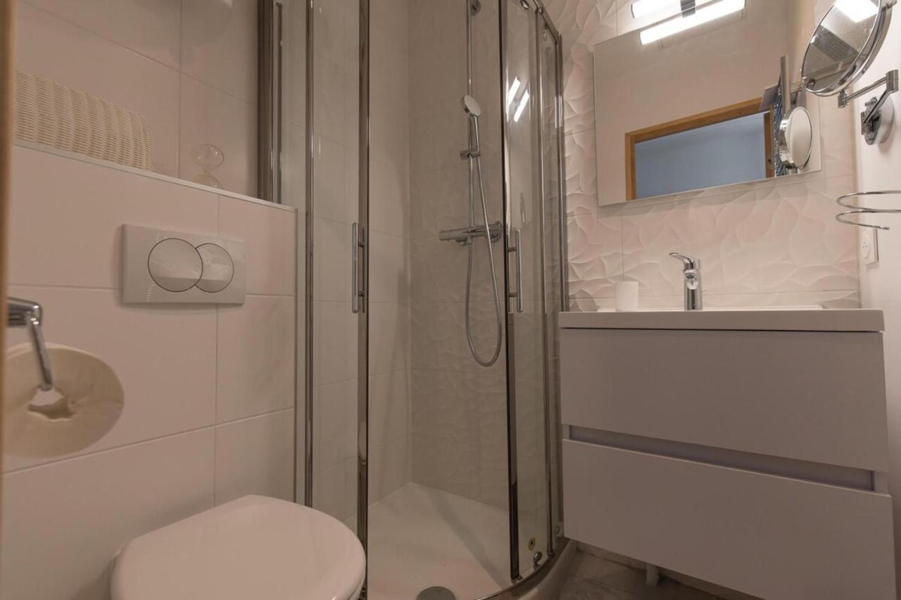 Le Petit Prince- Studio Cosy 2 Pers -Metro Valmy Lyon Exterior photo